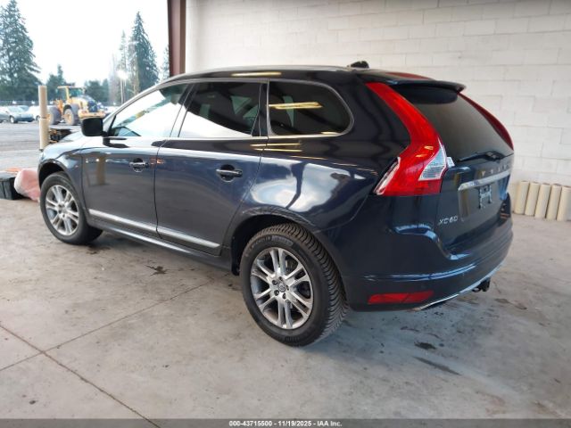 2016 VOLVO XC60 YV440MDK5G2797829 Photo 2
