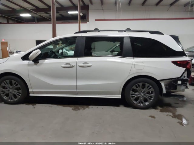 Продажа на аукционе авто 2025 Honda Odyssey Touring, vin: 5FNRL6H86SB045721, номер лота: 43715534