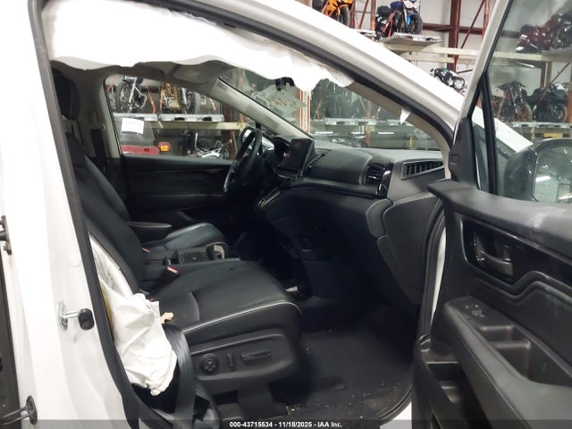 Продажа на аукционе авто 2025 Honda Odyssey Touring, vin: 5FNRL6H86SB045721, номер лота: 43715534