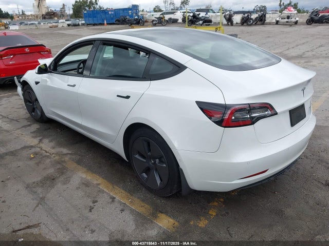 2022 TESLA MODEL 3 5YJ3E1EB4NF182955 Photo 2