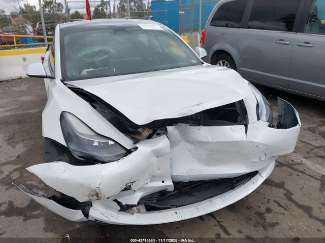 2022 TESLA MODEL 3 5YJ3E1EB4NF182955 Photo 5