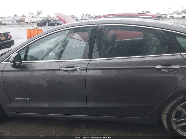 Ford Fusion Hybrid Titanium 2019 3FA6P0RUXKR235994 Image 15