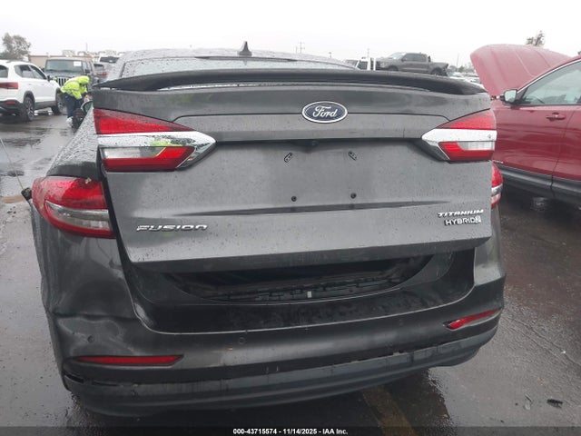 Ford Fusion Hybrid Titanium 2019 3FA6P0RUXKR235994 Image 17