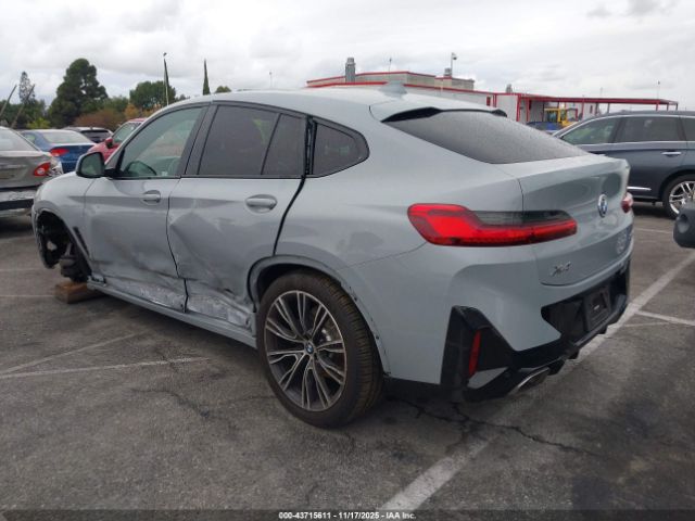 2022 BMW X4 5UX33DT06N9M40667 Photo 2