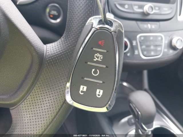 2025 CHEVROLET MALIBU 1G1ZD5ST0SF141854 Photo 10