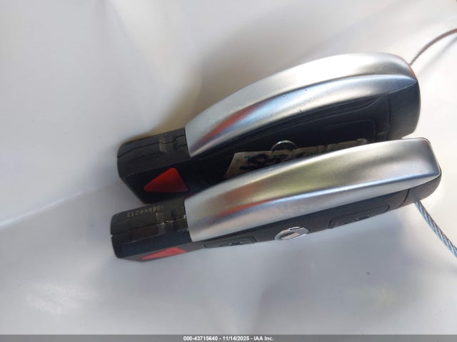 2017 INFINITI QX30 SJKCH5CR8HA017659 Photo 10