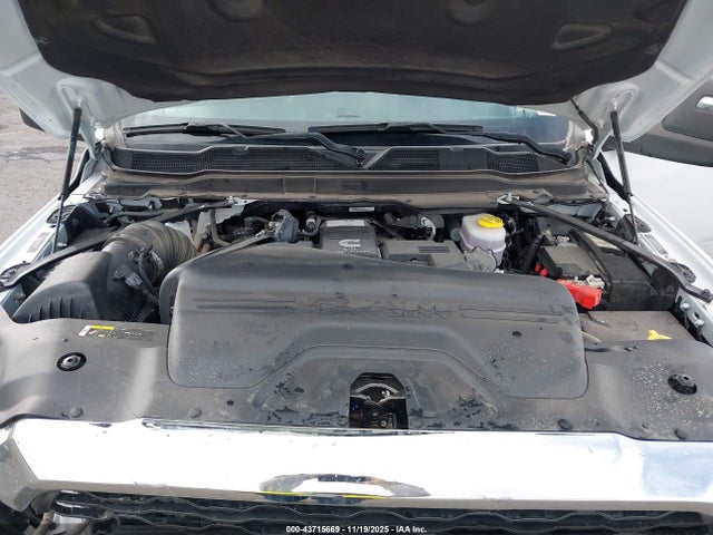 3C6UR5HLXRG235332 RAM 2500