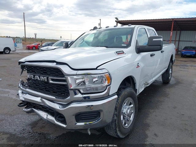 3C6UR5HLXRG235332 RAM 2500