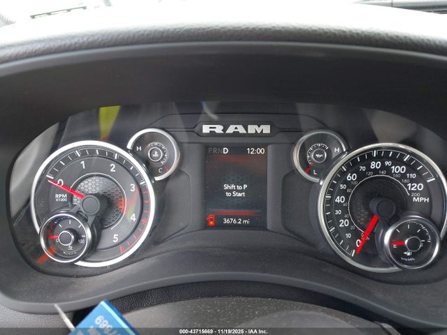 3C6UR5HLXRG235332 RAM 2500