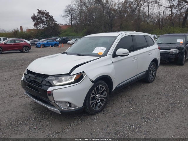2018 MITSUBISHI OUTLANDER JA4AD3A37JZ000894 Photo 1