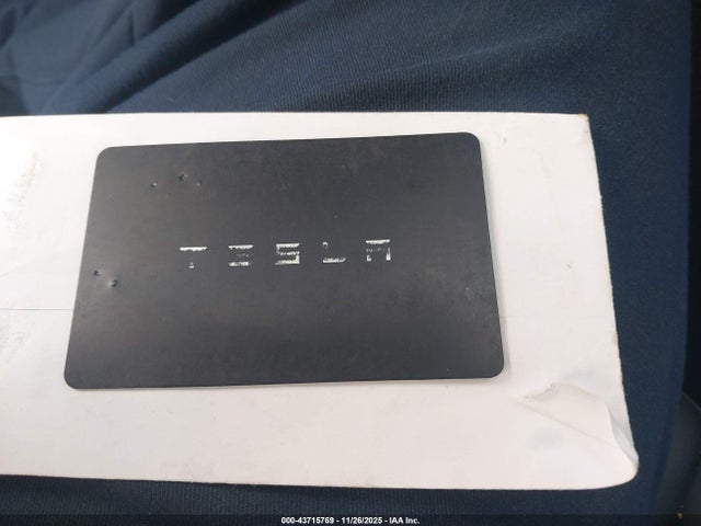 2021 TESLA MODEL Y 5YJYGDEE5MF098105 Photo 10