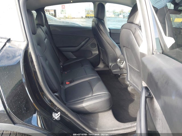 2021 TESLA MODEL Y 5YJYGDEE5MF098105 Photo 7