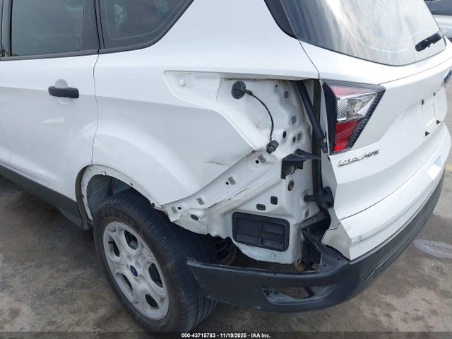 Ford ESCAPE S 2017 1FMCU0F72HUC24716 Image 6