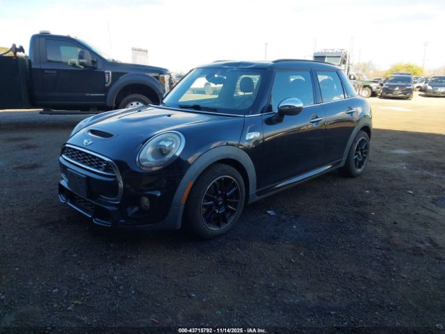 2016 MINI HARDTOP WMWXU3C51G2D30627 Photo 1