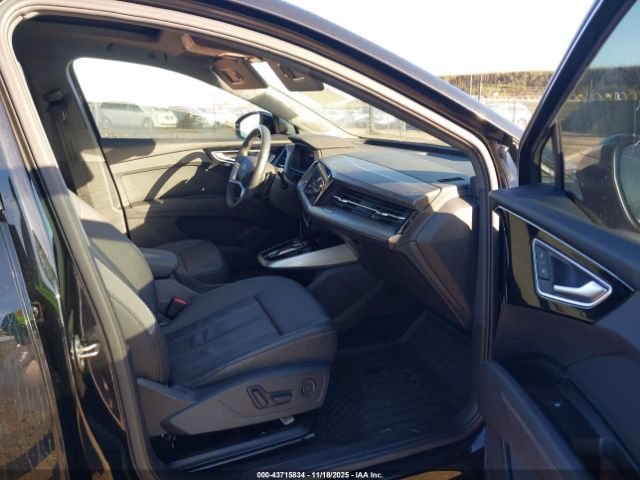 2023 AUDI Q4 E-TRON WA1BCBFZ1PP024708 Photo 4