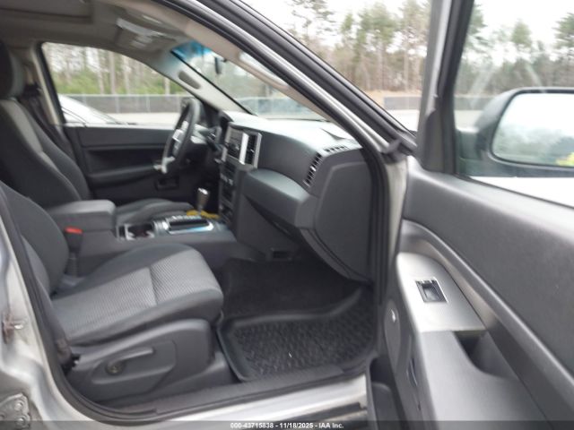 2008 JEEP GRAND CHEROKEE 1J8GR48K08C123592 Photo 4