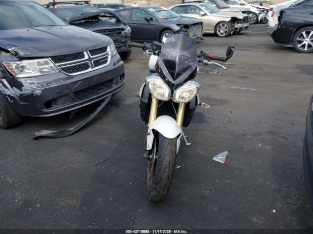2016 TRIUMPH MOTORCYCLE STREET TRIPLE SMTL02NE6GT729787 Photo 4