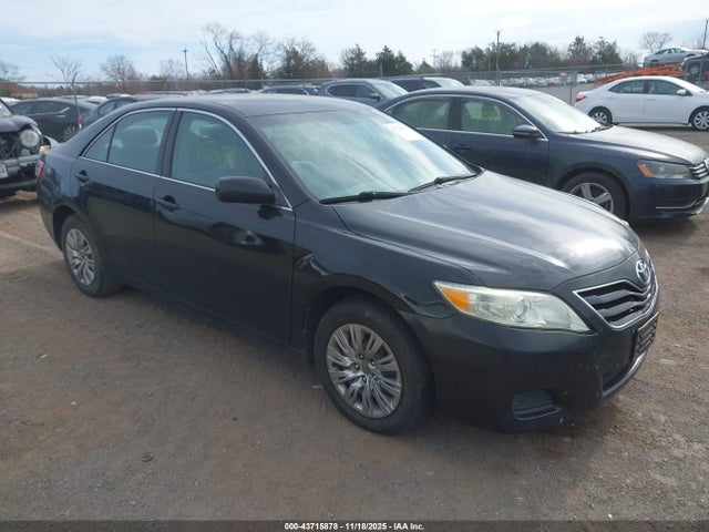43715878 :رقم المزاد ، 4T1BF3EK9BU156175 vin ، 2011 Toyota Camry Le مزاد بيع