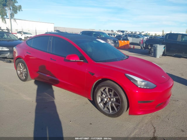2023 TESLA MODEL 3 5YJ3E1EAXPF616113 Photo 0