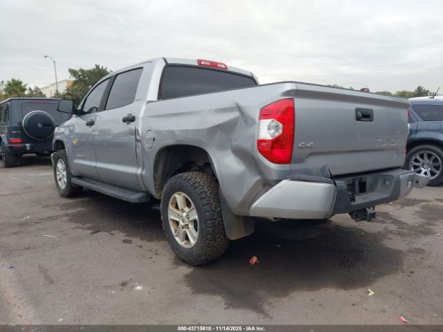 2019 TOYOTA TUNDRA 5TFDY5F14KX826612 Photo 2