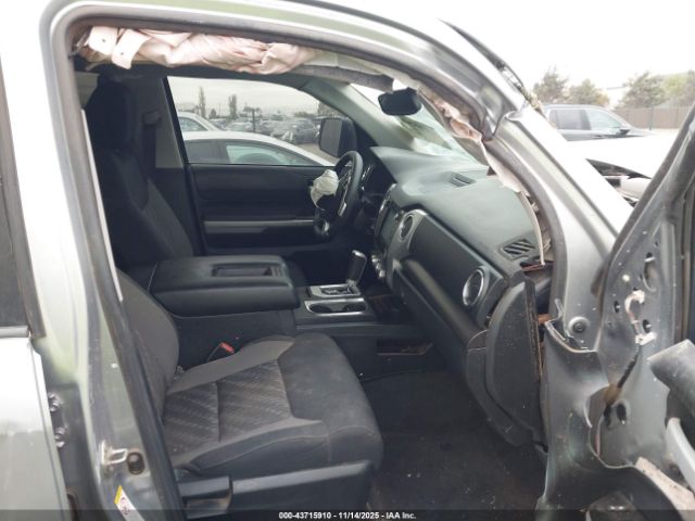 2019 TOYOTA TUNDRA 5TFDY5F14KX826612 Photo 4