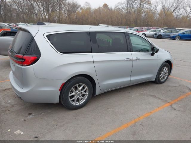 2024 CHRYSLER PACIFICA 2C4RC1BG4RR149223 Photo 3