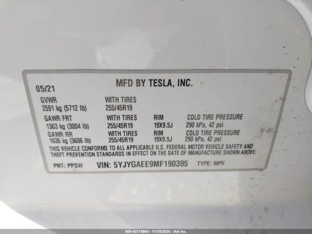 2021 TESLA MODEL Y 5YJYGAEE9MF190395 Photo 8