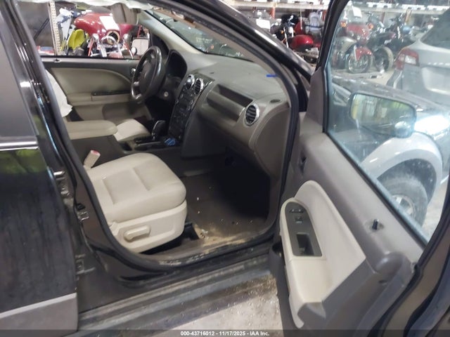 2008 FORD TAURUS X 1FMDK02W08GA44270 Photo 4