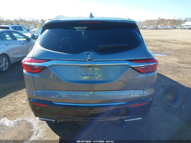 43716020 :رقم المزاد ، 5GAERBKW3MJ221358 vin ، 2021 Buick Enclave Fwd Essence مزاد بيع