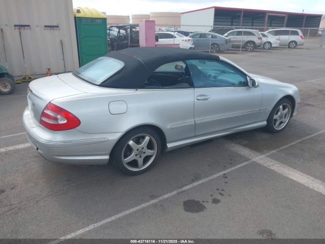 2004 MERCEDES-BENZ CLK 500 WDBTK75G44T023533 Photo 3