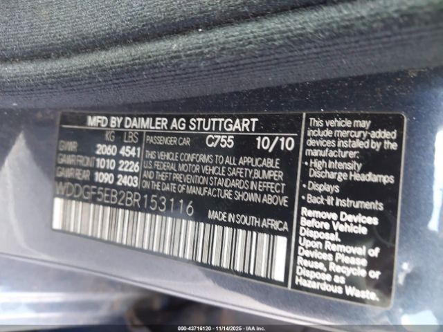 2011 MERCEDES-BENZ C 300 WDDGF5EB2BR153116 Photo 8