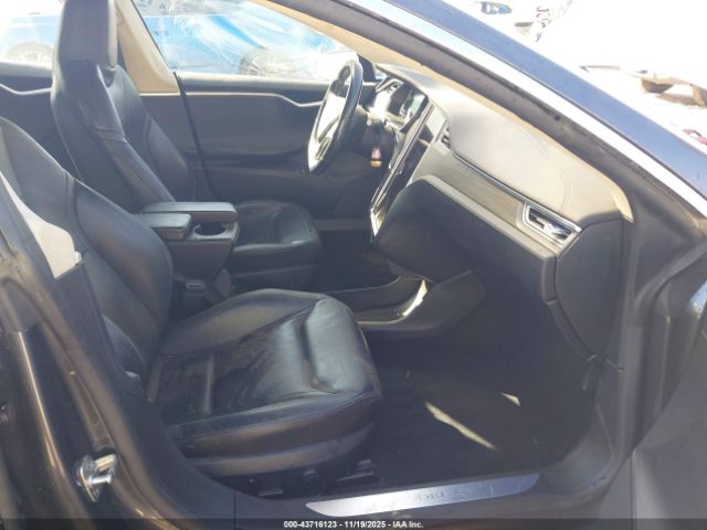 2016 TESLA MODEL S 5YJSA1E19GF131727 Photo 4