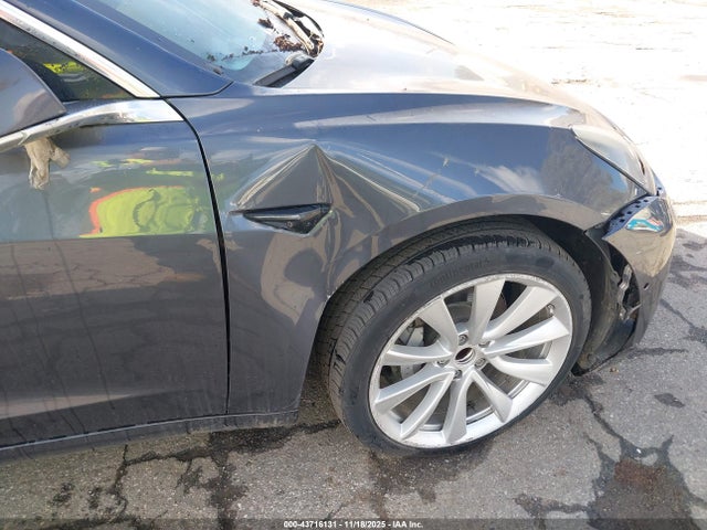 Tesla Model 3 Long Range/mid Range/standard Range/standard Range Plus 2019 5YJ3E1EA8KF401953 Image 20