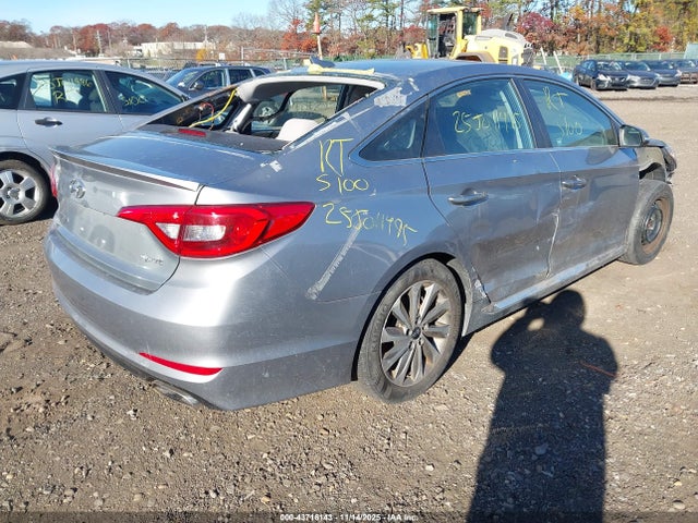 2017 Hyundai Sonata Sport მანქანა იყიდება აუქციონზე, vin: 5NPE34AF7HH556196, აუქციონის ნომერი: 43716143