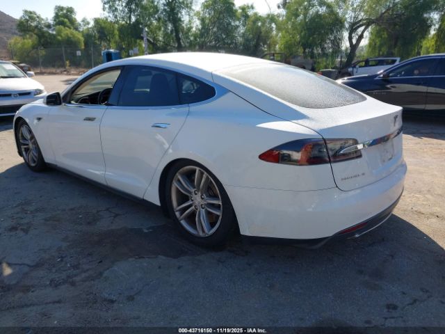2013 TESLA MODEL S 5YJSA1AG6DFP08736 Photo 2