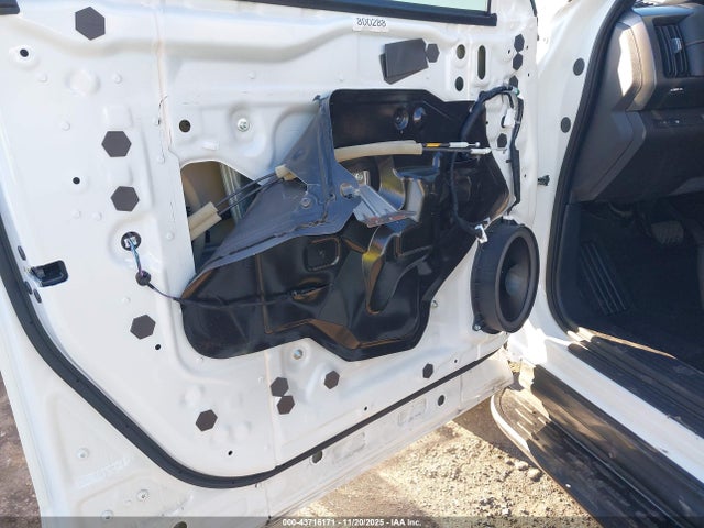 Nissan Pathfinder 2023 5N1DR3BD8PC203411 Image 18