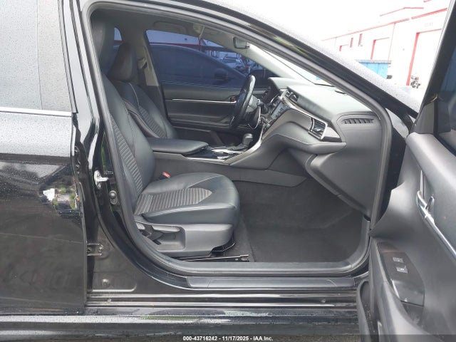 4T1G11AKXLU940493 Toyota CAMRY SE