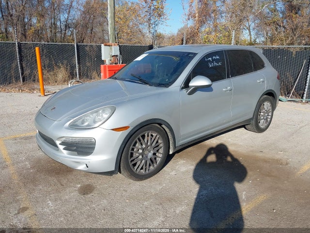 2013 PORSCHE CAYENNE WP1AB2A21DLA80910 Photo 1