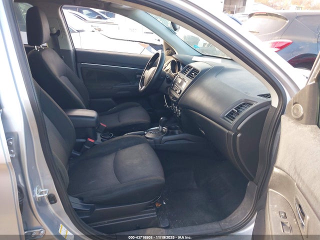 2017 MITSUBISHI OUTLANDER SPORT JA4AR3AU6HZ004858 Photo 4