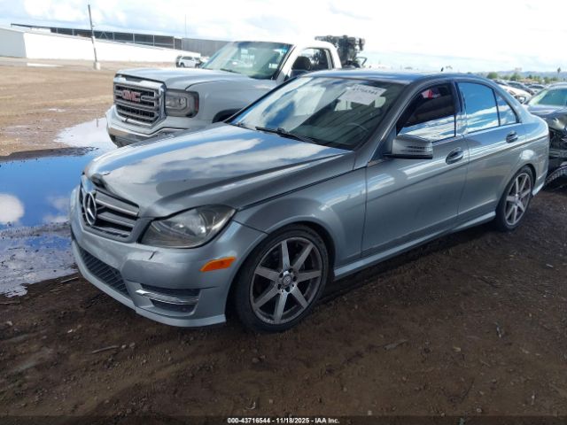2014 MERCEDES-BENZ C 250 WDDGF4HB6EA963602 Photo 1