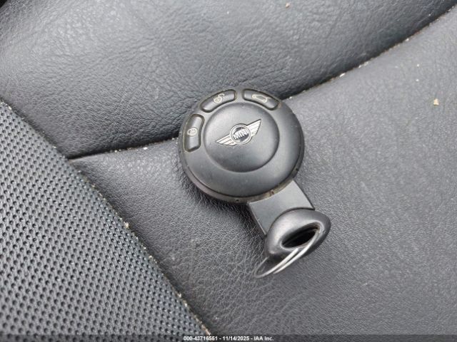 2009 MINI COOPER WMWMF33549TW78591 Photo 10