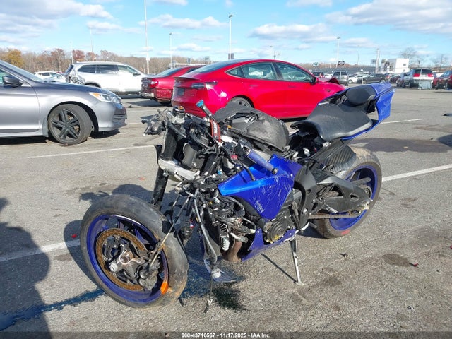 2023 Yamaha Yzfr1 მანქანა იყიდება აუქციონზე, vin: JYARN66E1PA003469, აუქციონის ნომერი: 43716567