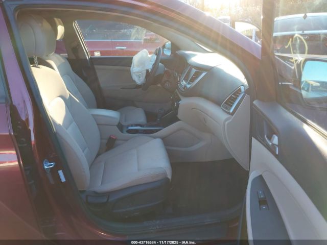 2018 HYUNDAI TUCSON KM8J3CA45JU616197 Photo 4