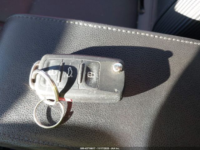 2019 VOLKSWAGEN BEETLE 3VWJD7AT8KM714000 Photo 10