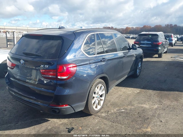 2016 BMW X5 5UXKR0C54G0P30427 Photo 3