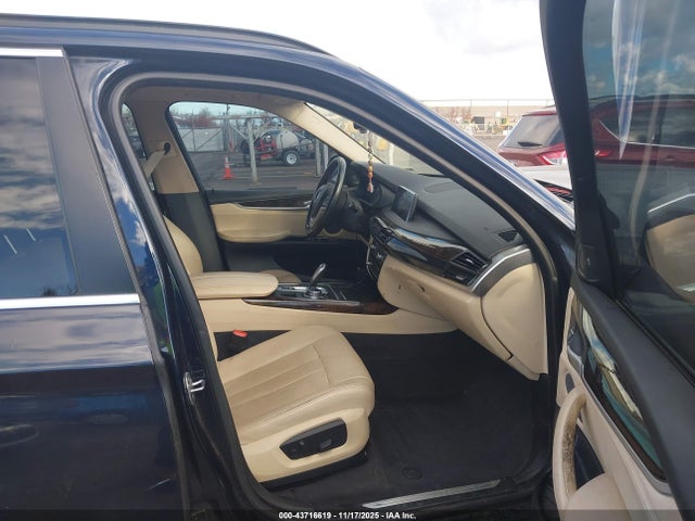 2016 BMW X5 5UXKR0C54G0P30427 Photo 4