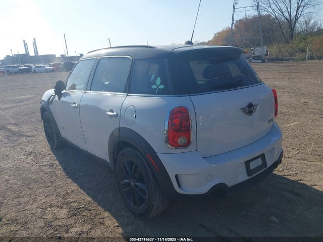 2011 MINI COOPER S COUNTRYMAN WMWZC5C51BWL55162 Photo 2