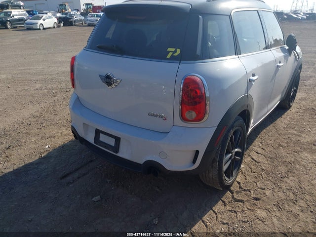 2011 MINI COOPER S COUNTRYMAN WMWZC5C51BWL55162 Photo 3