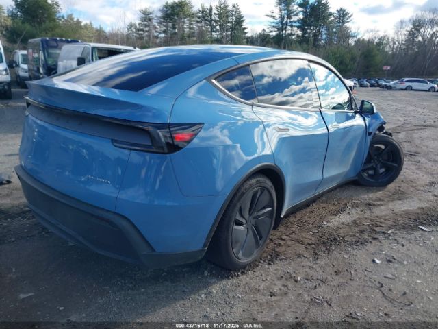2026 TESLA MODEL Y 7SAYGDEEXTA388001 Photo 3