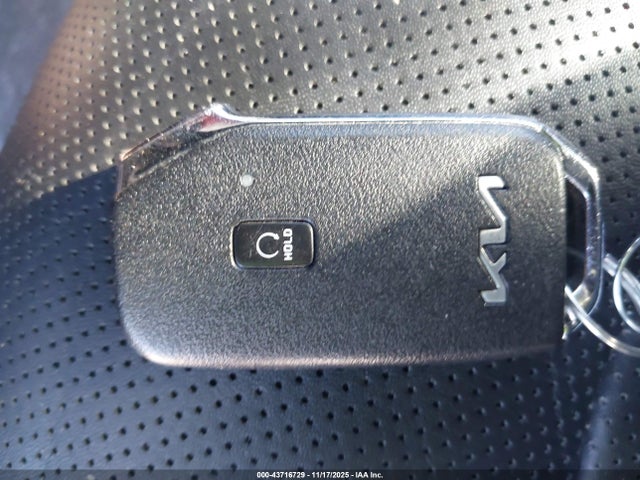 KIA Ev6 Wind 2022 KNDC34LA5N5070877 Image 11